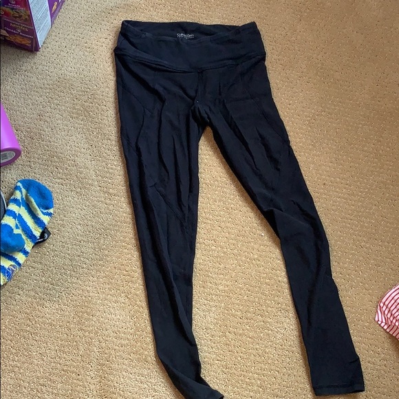 Calvin Klein performance leggings💪🏾 - Picture 2 of 2